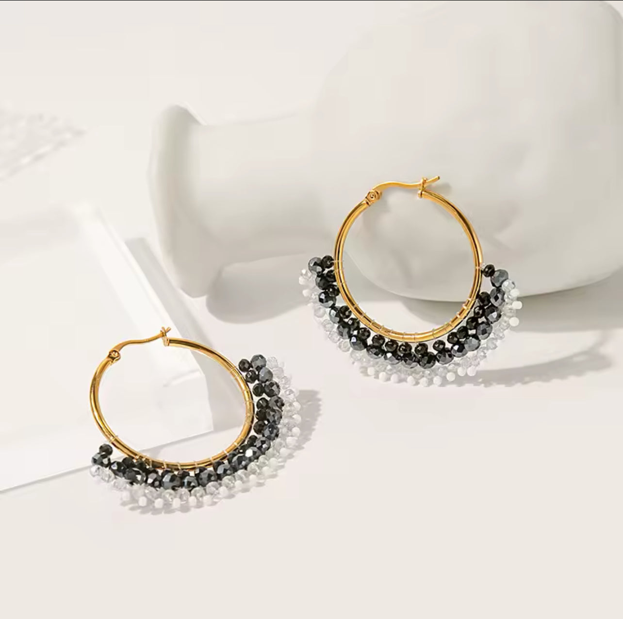 Argollas con Mostacillas